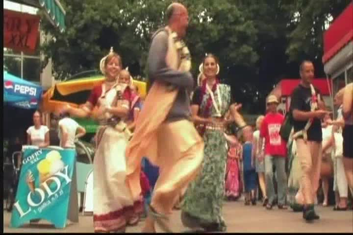 A Travelling Festival -- On a Tour in Poland (2005)