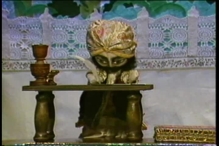 Lord Caitanya Meets With Sanatana Goswami Puppet Show