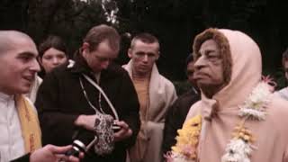 Srila Prabhupada Morning Walk Melbourne 1975