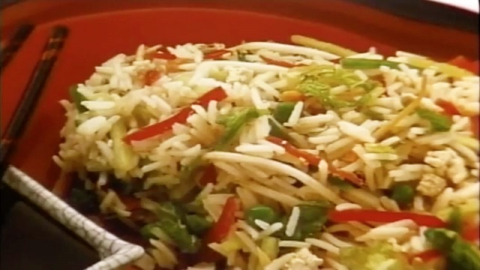Cooking with Kurma S2-E01 -- East Meets West Lunch