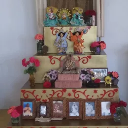 Ghiridhar Mandir Tepoztlan, Mexico