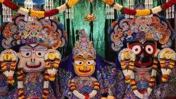 Los Angeles Festival of the Chariots -- Ratha Yatra July 1991 -- Full Coverage with Snana Yatra