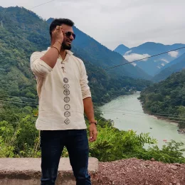 Shubham Tiwari