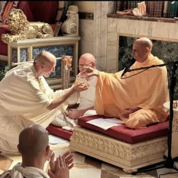 Taruṇa Govinda Dāsa