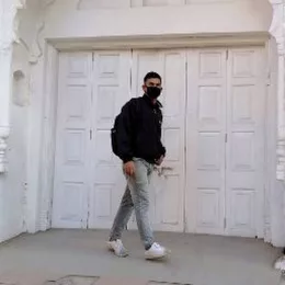 Be Right Back Amit