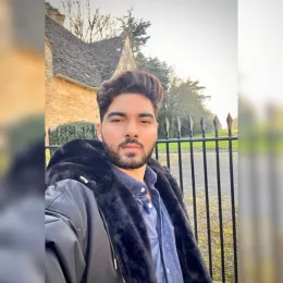 Abhi☀️