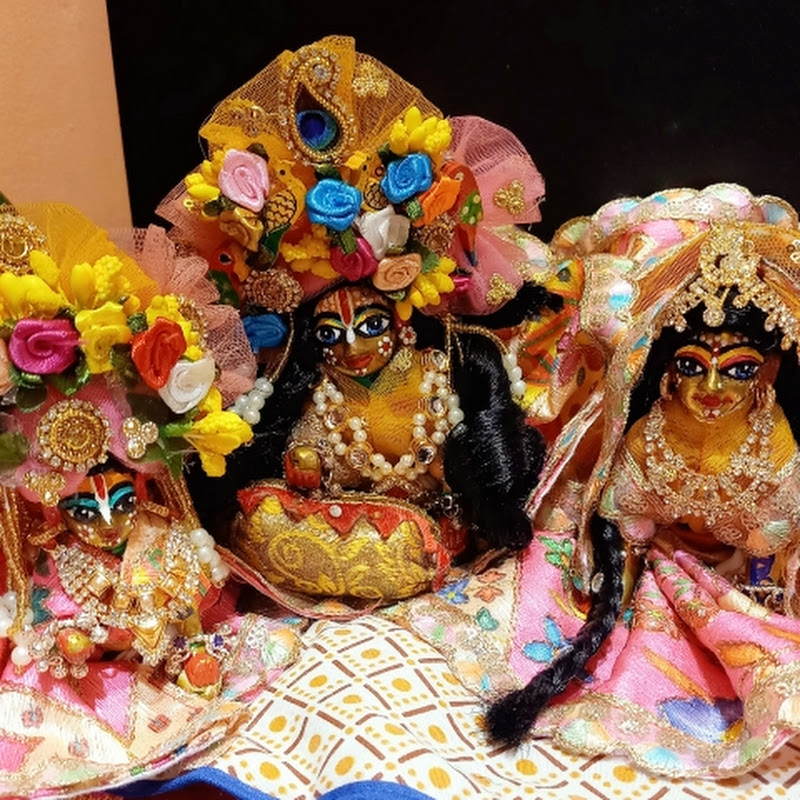 Radhey Govind Shringar Seva